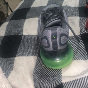I am selling AIR MAX 720 'GREEN VOLT' size 13 men grey and green